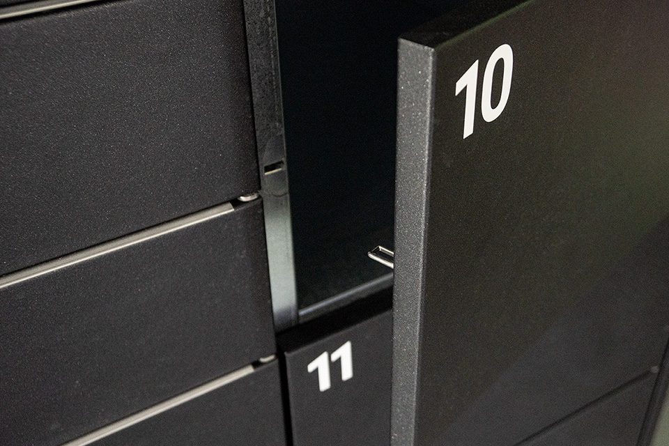 Tür mit Nummerierung