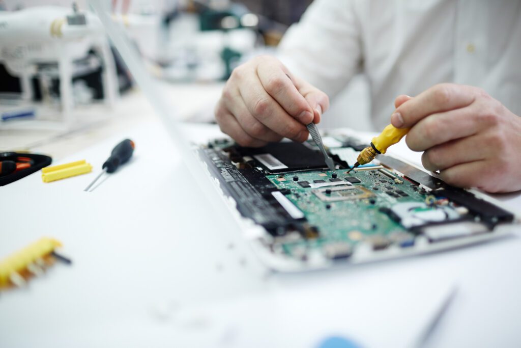 Laptop repairs - smart handover